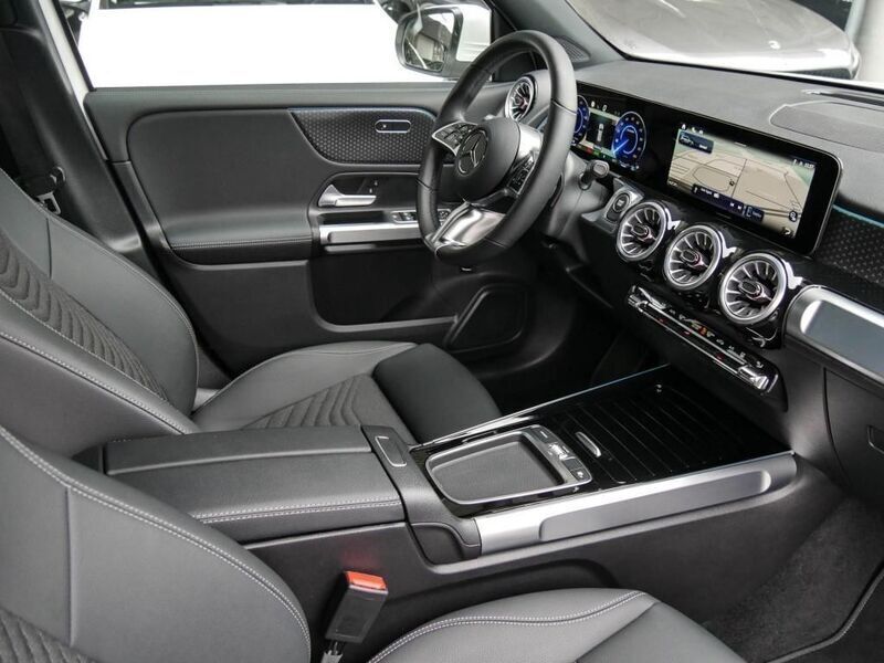 Gebraucht Mercedes EQB350 Advanced 214 kW (292 PS) 2024 Unilack polarweiss SUV
