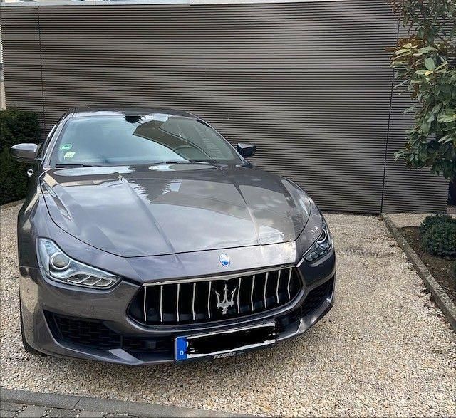Gebraucht Maserati Ghibli 349 PS (256 kW) 2018 Grau Limousine