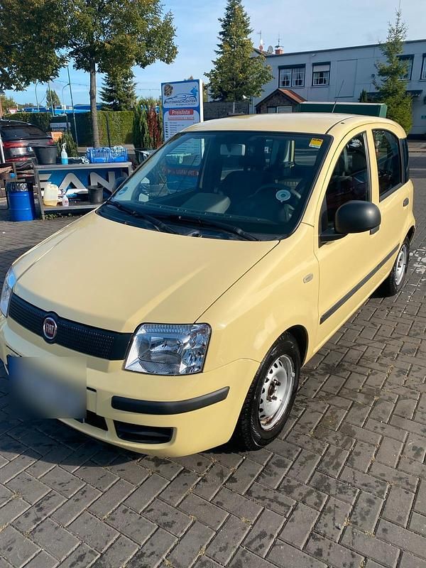 Gelb Gebraucht 2012 Fiat Panda Kleinwagen | 1.900 € (Superpreis) - Bild 1/4