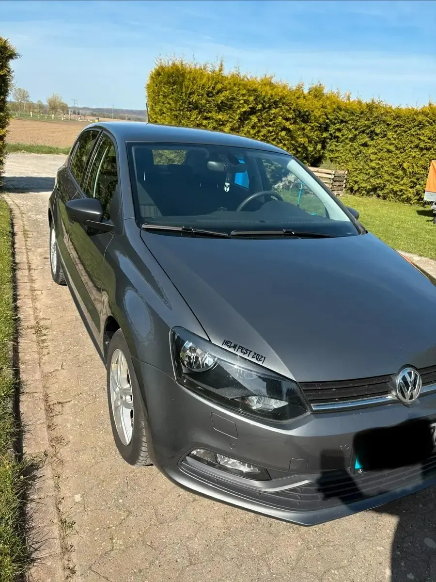 Gebraucht VW Polo 75 PS (55 kW) 2017 Grau Limousine