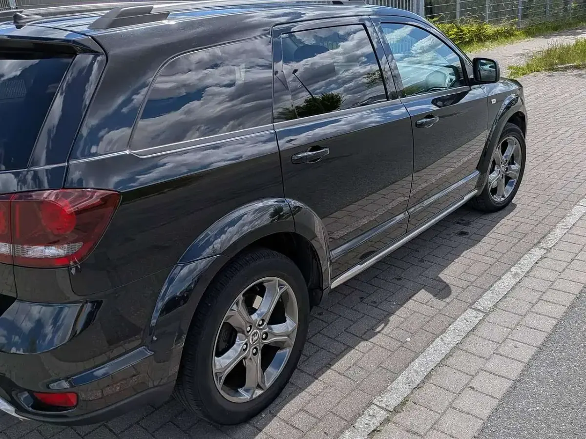 Usado Fiat Freemont Black Code 170 CV (125 kW) 2014 Negro SUV