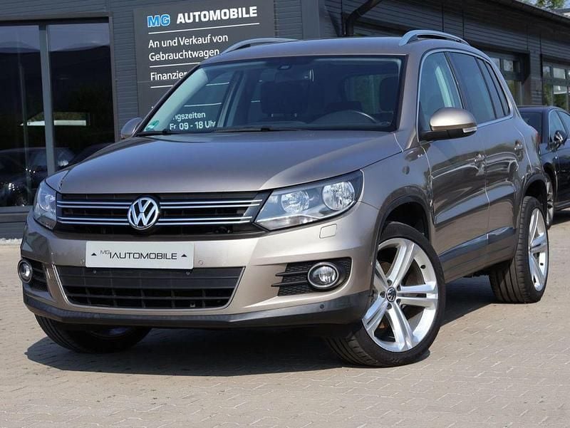 Beige Gebraucht 2014 VW Tiguan Sportline SUV | 13.950 € (Fairer Preis) - Bild 1/4