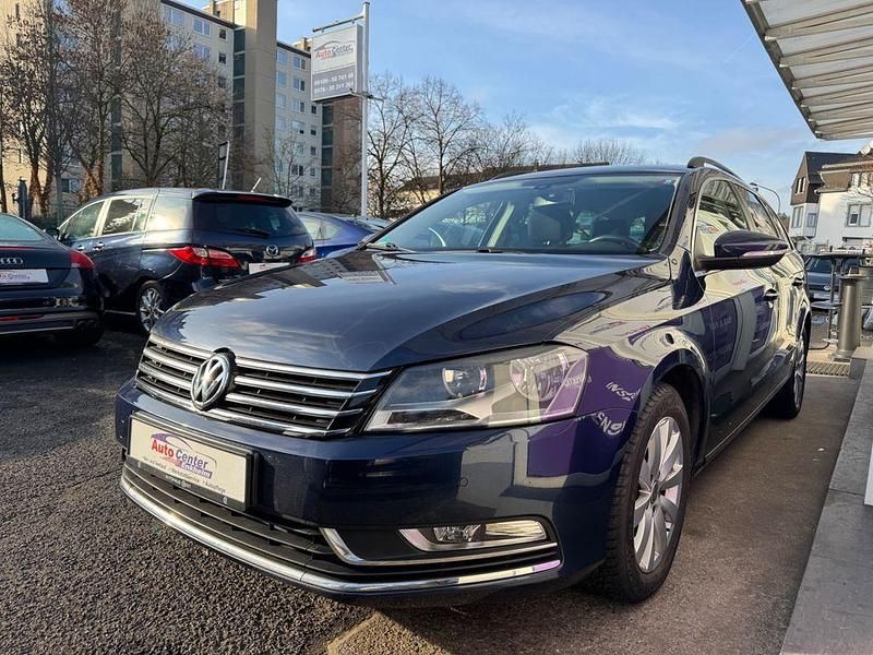 Gebraucht VW Passat 122 PS (89 kW) 2014 Blau Kombi