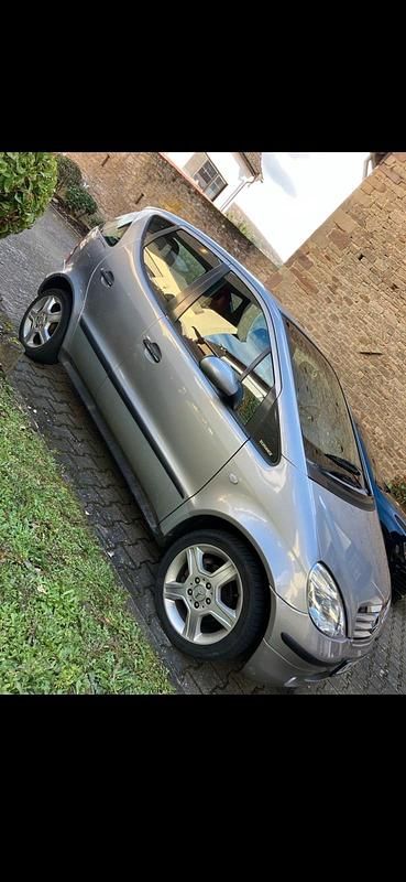 Gebraucht Mercedes A170 90 PS (66 kW) 2001 Silber Kleinwagen