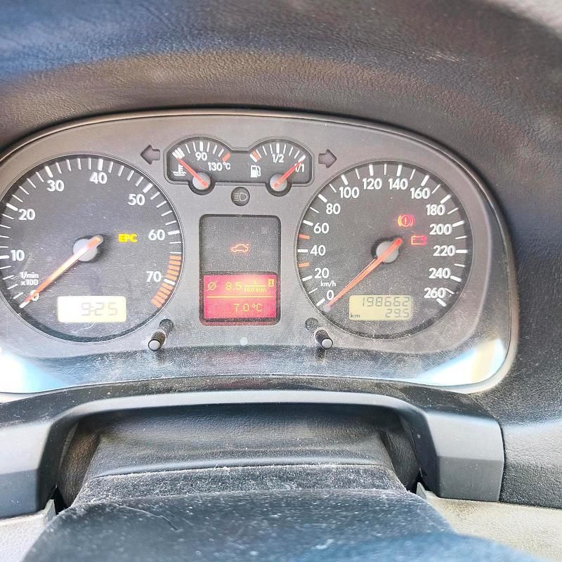 Gebraucht VW Golf IV 105 PS (77 kW) 2000 Blau Kombi