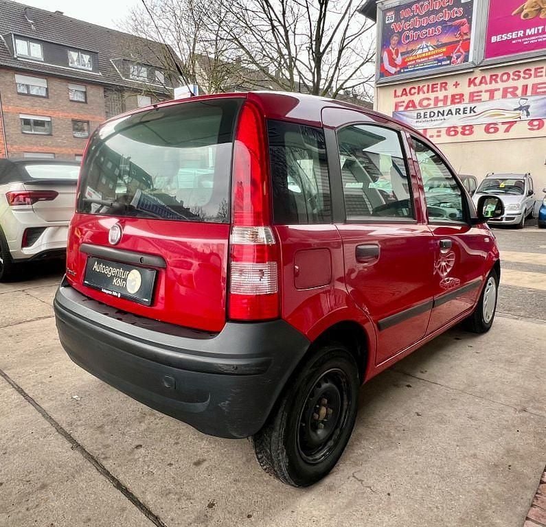 Gebraucht Fiat Panda Active 69 PS (50 kW) 2011 Rot Limousine