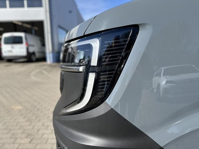 Neu Renault Master 2026 Van / Kleinbus