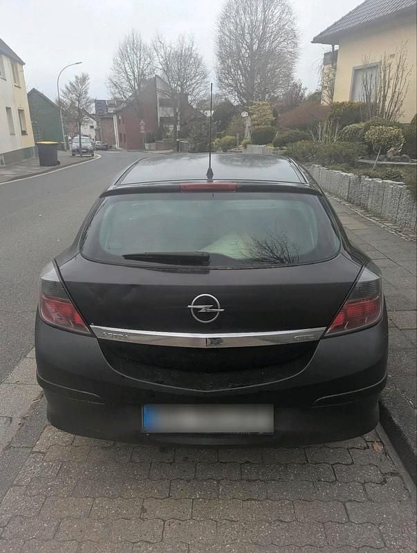 Gebraucht Opel Astra GTC 105 PS (77 kW) 2006 Schwarz Coupé