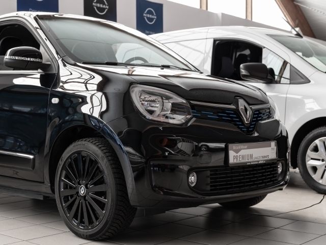 Gebraucht Renault Twingo Techno 60 kW (82 PS) 2023 Schwarz Kleinwagen