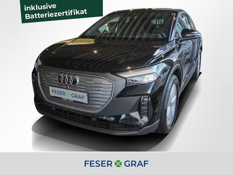 Mythosschwarz metallic Gebraucht 2022 Audi Q4 Sportback e-tron Comfort SUV | 26.440 € (Fairer Preis) - Bild 1/4