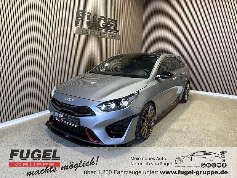 (css) lunarsilber met. Gebraucht 2023 Kia ProCeed GT Kleinwagen | 34.999 € (Fairer Preis) - Bild 1/4