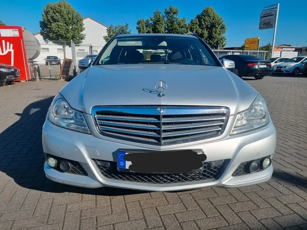 Gebraucht Mercedes C220 170 PS (125 kW) 2011 Other Kombi