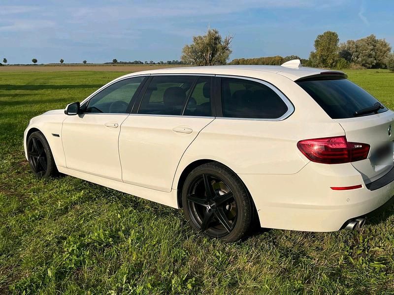 Gebraucht BMW 520 184 PS (135 kW) 2013 Weiß Kombi