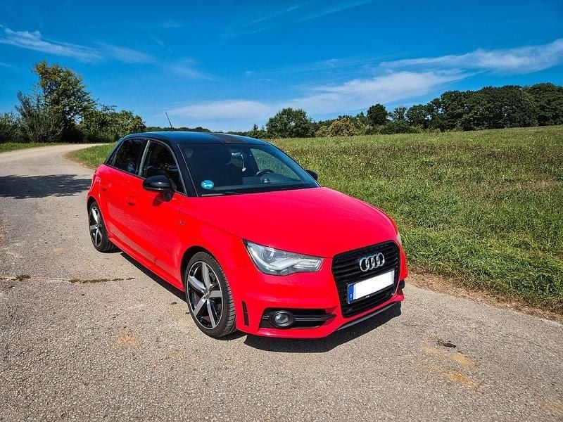 Rot Gebraucht 2012 Audi A1 Sportback S-Line Kleinwagen | 11.300 € (Guter Preis) - Bild 1/4