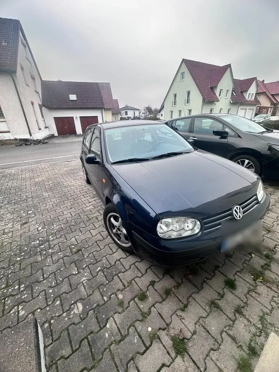 Gebraucht VW Golf IV 105 PS (77 kW) 1998 Blau Kleinwagen
