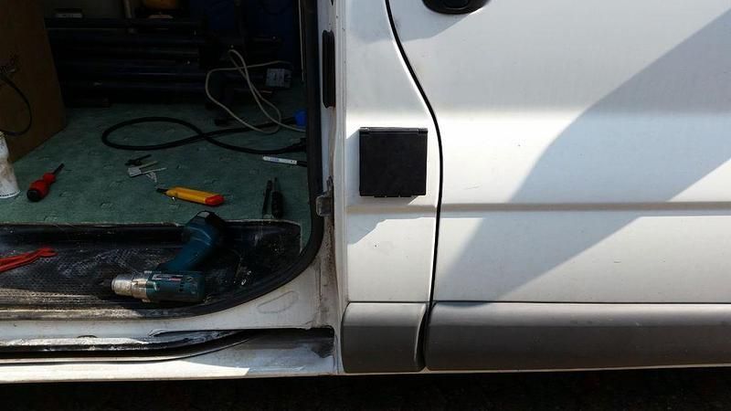 Second-hand Renault Trafic 101 CP (74 kW) 2006 Alb Monovolum