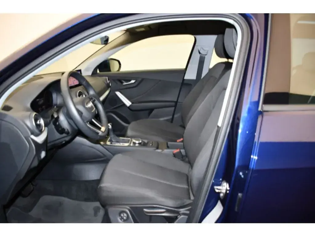Gebraucht Audi Q2 Advanced 190 PS (139 kW) 2023 Blau SUV