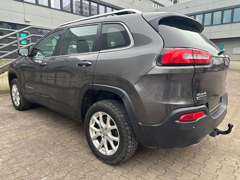 Gebraucht Jeep Cherokee 140 PS (102 kW) 2015 Grau SUV