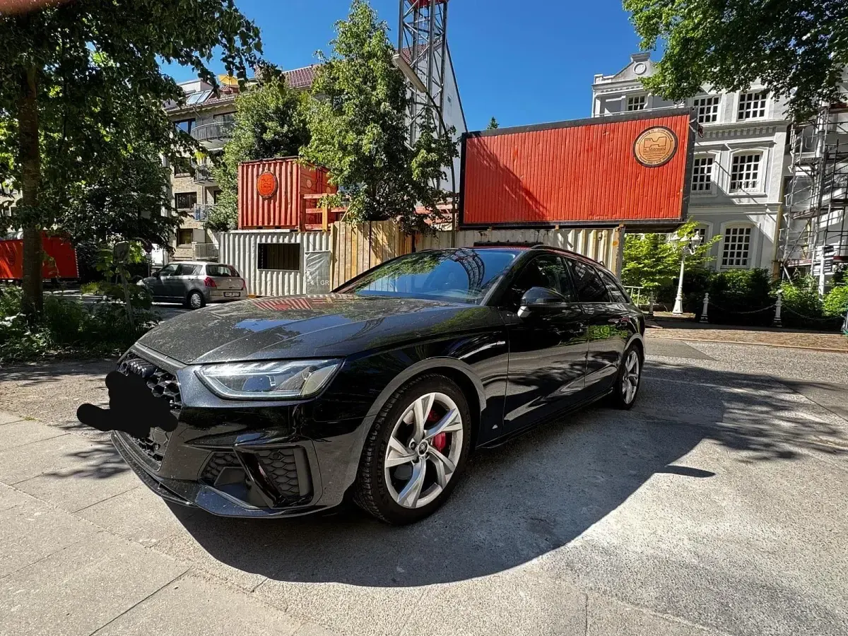Gebraucht Audi A4 S-Line 204 PS (150 kW) 2021 Schwarz Kombi