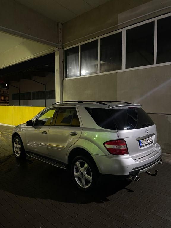 Gebraucht Mercedes ML280 190 PS (139 kW) 2006 Silber SUV