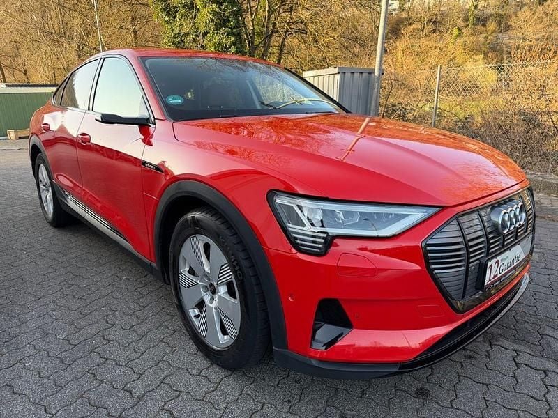 Gebraucht Audi e-tron Sportback Basis 230 kW (313 PS) 2020 Rot SUV