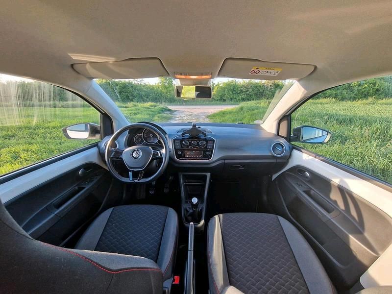 Second-hand VW up! Join 60 CP (44 kW) 2019 Alb Hatchback