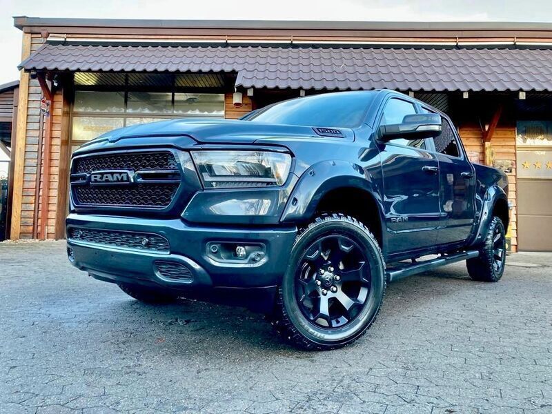 Gebraucht Dodge Ram 428 PS (314 kW) 2019 Rot Pickup