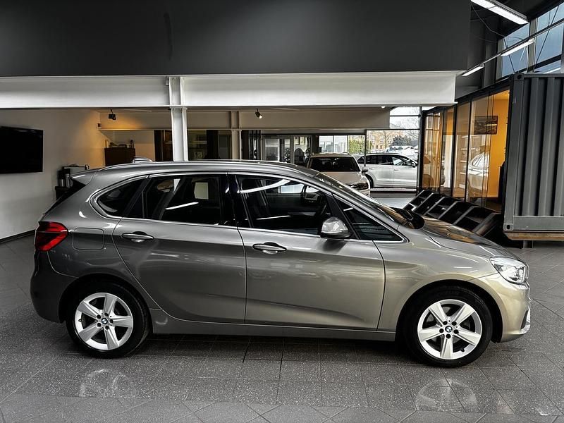Gebraucht BMW 218 Performance 136 PS (100 kW) 2015 Silber metallic