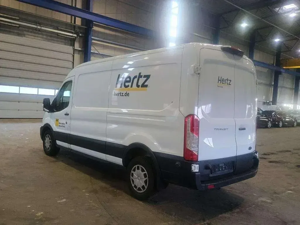 Gebraucht Ford Transit Trend 131 PS (96 kW) 2021 Weiß Van