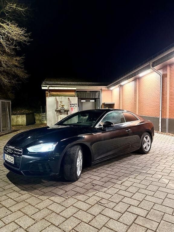 Schwarz Gebraucht 2017 Audi A5 Ambiente Coupé | 18.500 € (Fairer Preis) - Bild 1/4