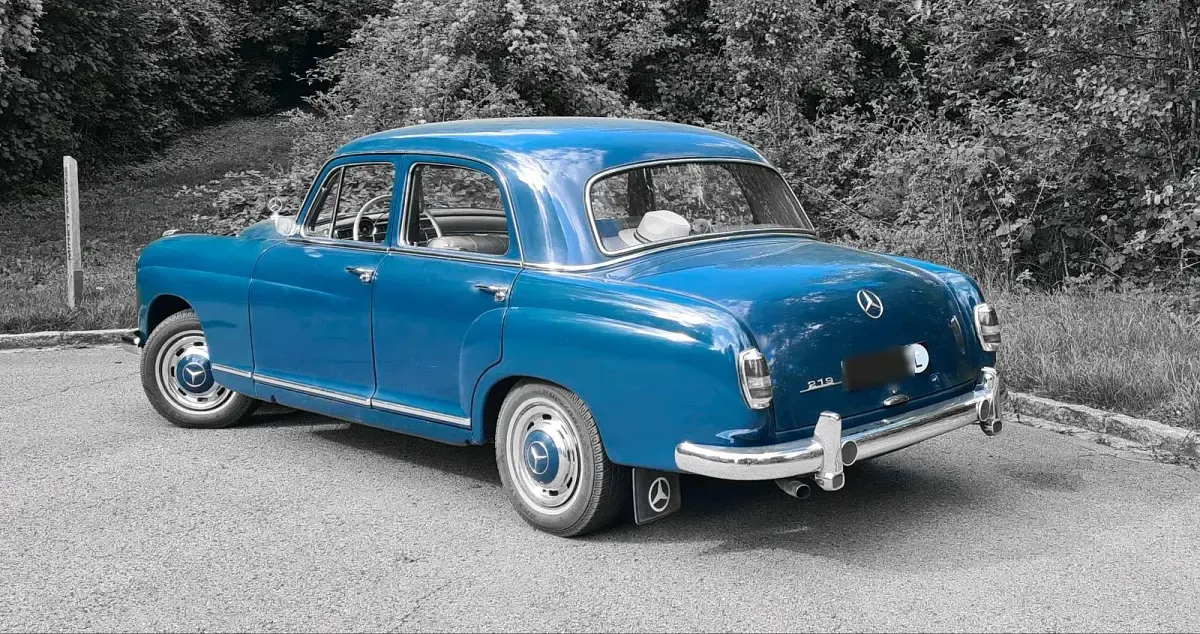 Gebraucht Mercedes 219 89 PS (65 kW) 1958 Blau Limousine