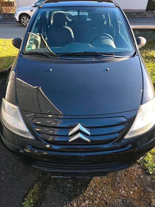 Gebraucht Citroën C3 54 PS (39 kW) 2009 Schwarz Kleinwagen