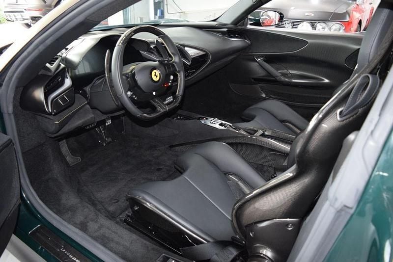 Second-hand Ferrari SF90 999 CP (734 kW) 2021 Verde Berlinǎ
