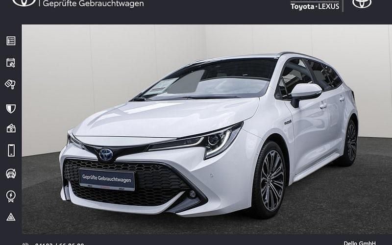 Weiß Gebraucht 2020 Toyota Corolla Team Kombi | 21.990 € (Fairer Preis) - Bild 1/4