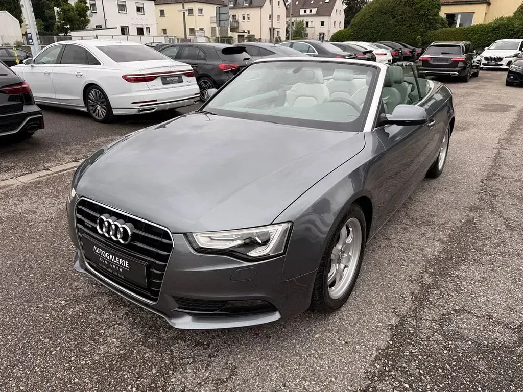 Gebraucht Audi A5 Cabriolet Ambiente 245 PS (180 kW) 2013 Grau Cabrio