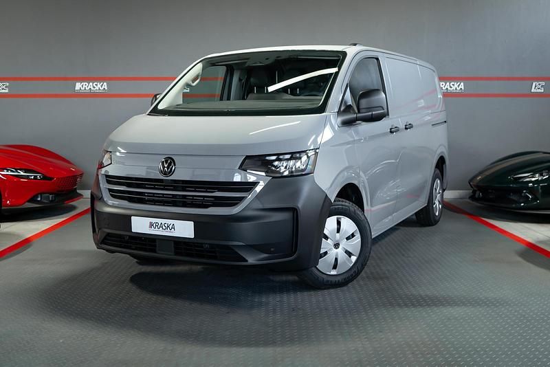Neu VW T6.1 100 kW (136 PS) 2026 Stone grey Van