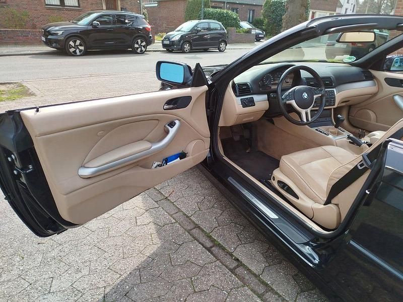 Gebraucht BMW 318 Cabriolet 150 PS (110 kW) 2003 Schwarz Cabrio
