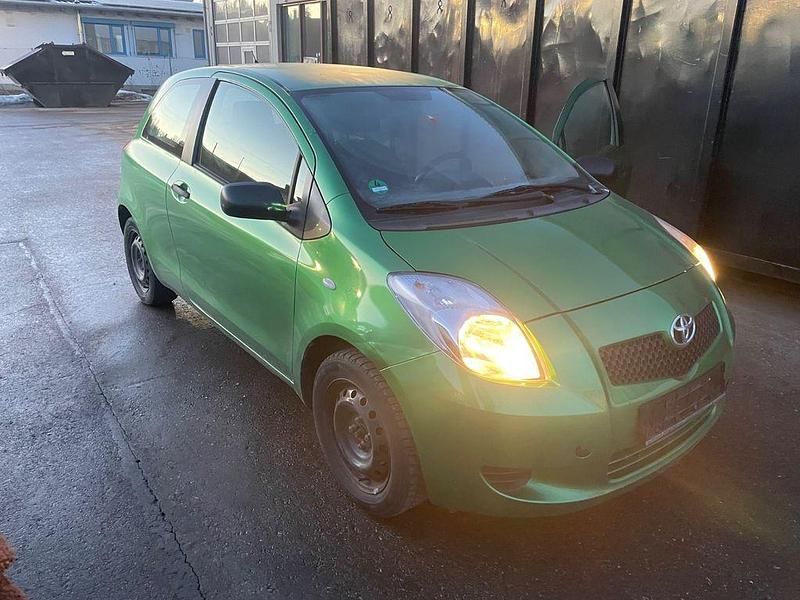 Grün Gebraucht 2008 Toyota Yaris Style | 1.500 € (Guter Preis) - Bild 1/4