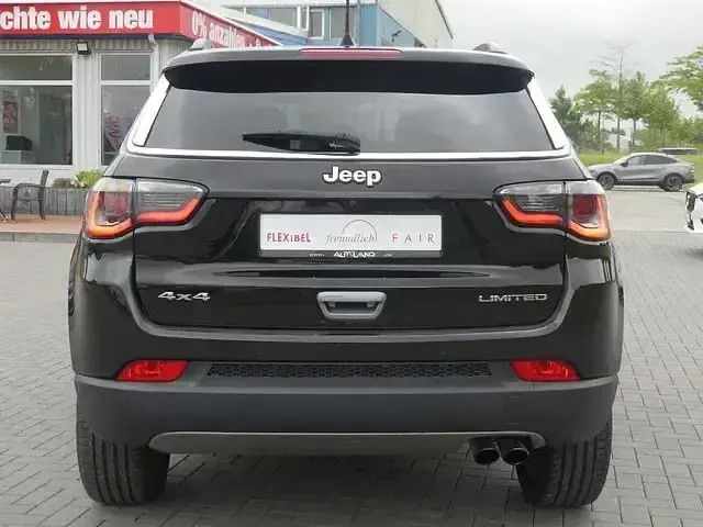 Gebraucht Jeep Compass Limited 170 PS (125 kW) 2020 Schwarz SUV
