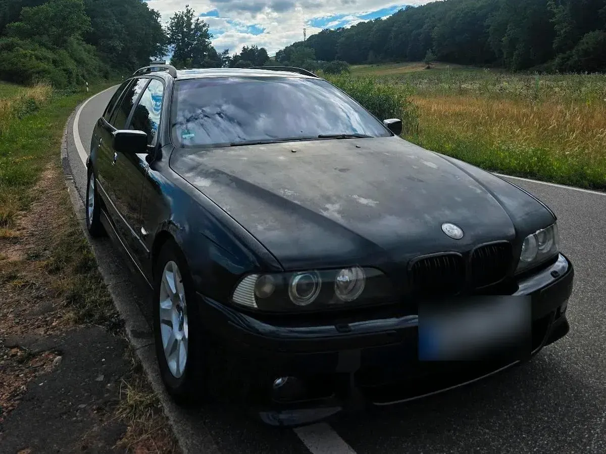 Gebraucht BMW 530 M Sport 193 PS (141 kW) 2002 Schwarz Kombi