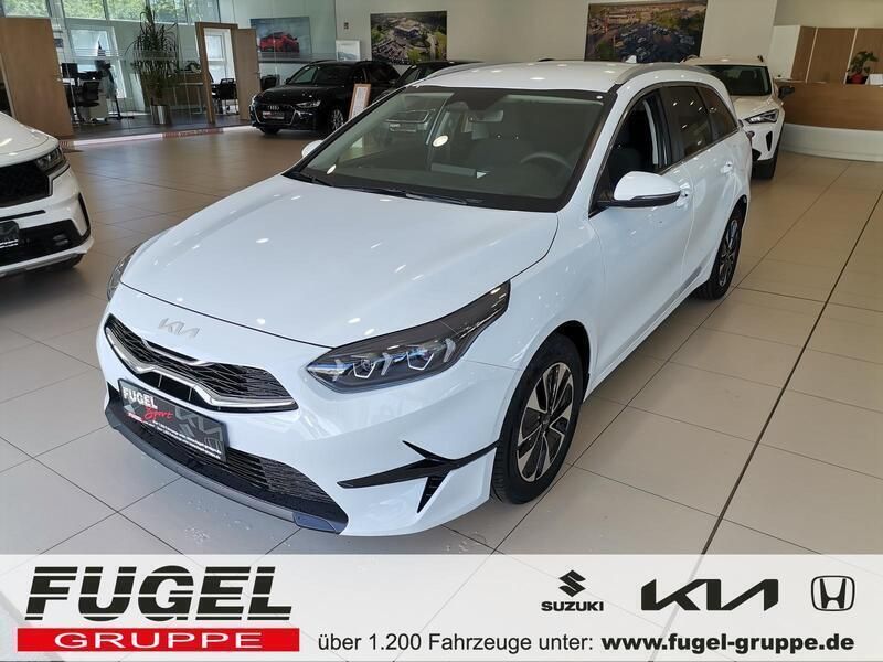 Weiß Neu 2024 Kia Ceed Sportswagon Kombi | 24.849 € (Superpreis) - Bild 1/4