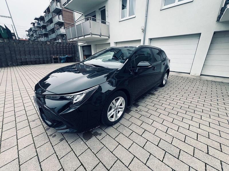 Schwarz Gebraucht 2022 Toyota Corolla Kombi | 14.000 € (Superpreis) - Bild 1/4