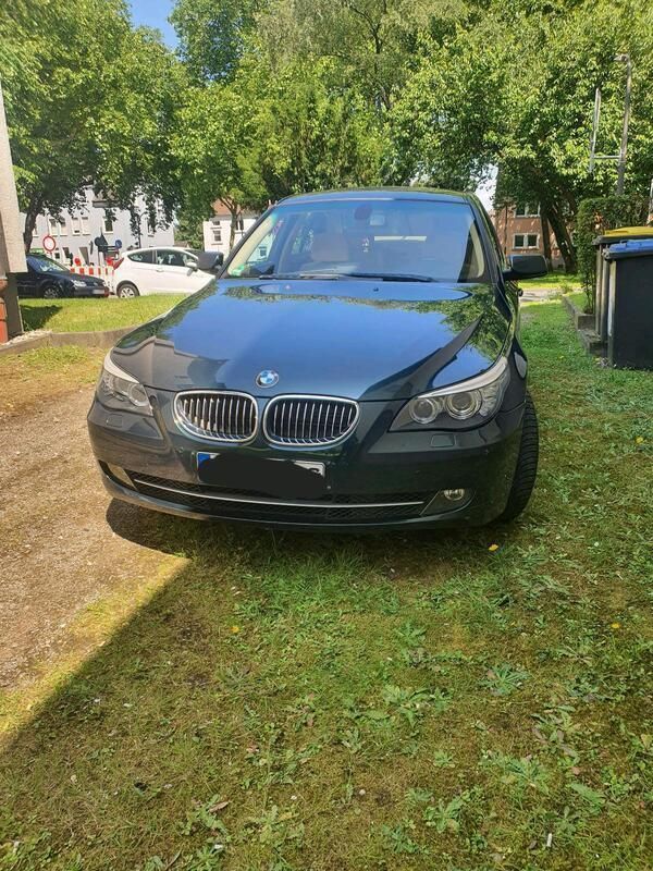 Grün Gebraucht 2008 BMW 530 Limousine | 7.800 € (Fairer Preis) - Bild 1/4