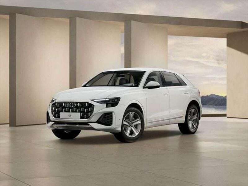 Neu Audi Q8 Ambiente 394 PS (289 kW) 2026 Carraraweiß SUV