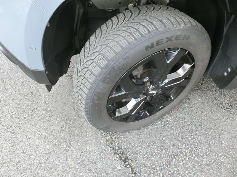 Gebraucht Dacia Duster Extreme 101 PS (74 kW) 2023 Grau  uni SUV