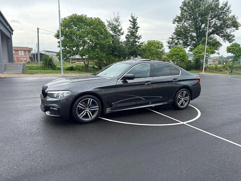 Gebraucht BMW 520 M Sport 190 PS (139 kW) 2017 Grau Limousine