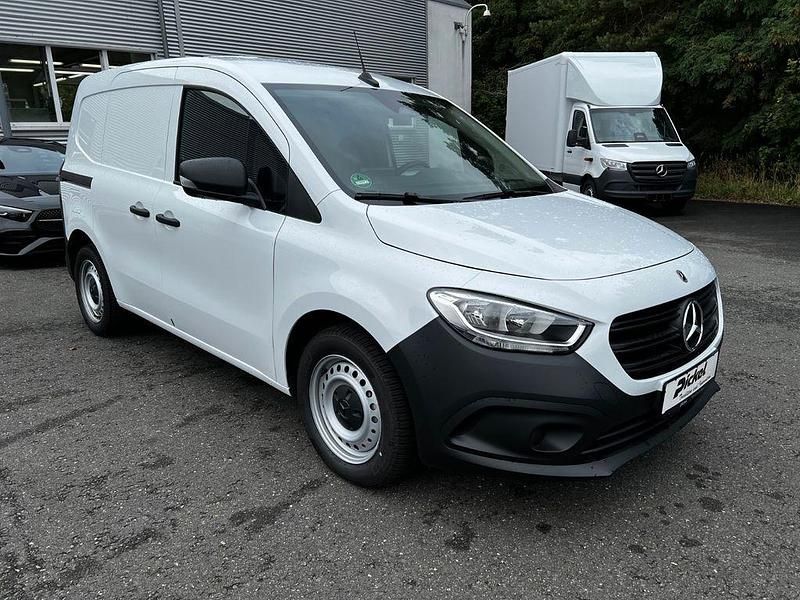 Gebraucht Mercedes Citan 108 75 PS (55 kW) 2024 Weiß Van / Kleinbus