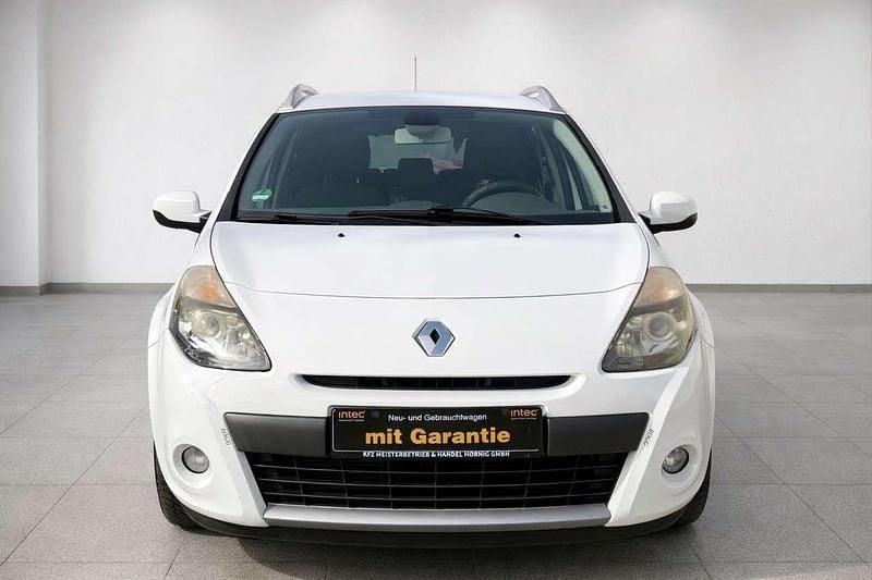 Gebraucht Renault Clio GrandTour Dynamique 101 PS (74 kW) 2009 Weiß Kombi