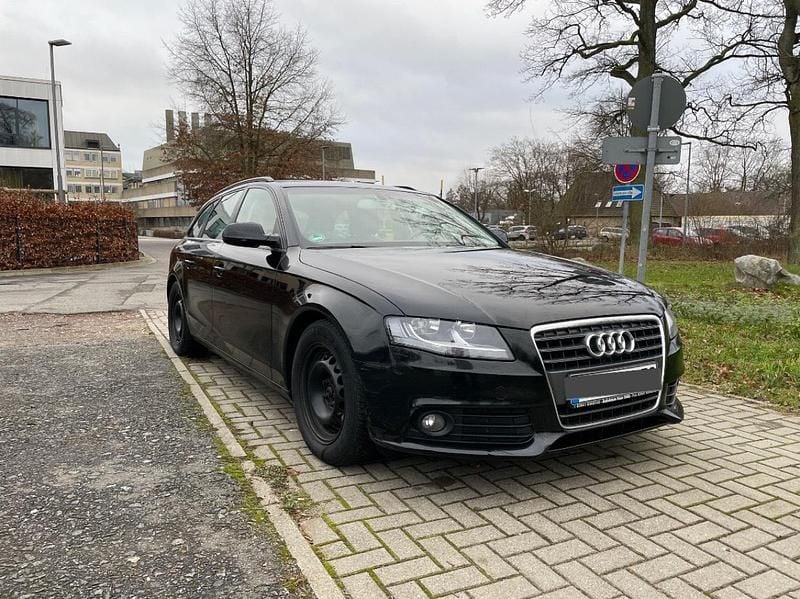 Gebraucht Audi A4 170 PS (125 kW) 2011 Schwarz Limousine