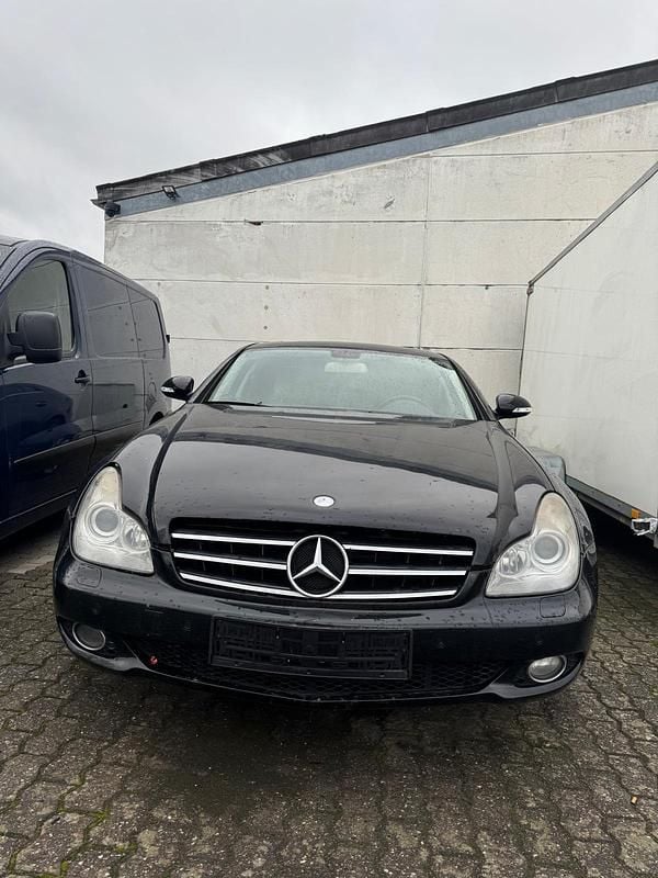 Gebraucht Mercedes CLS320 224 PS (164 kW) 2008 Schwarz Limousine